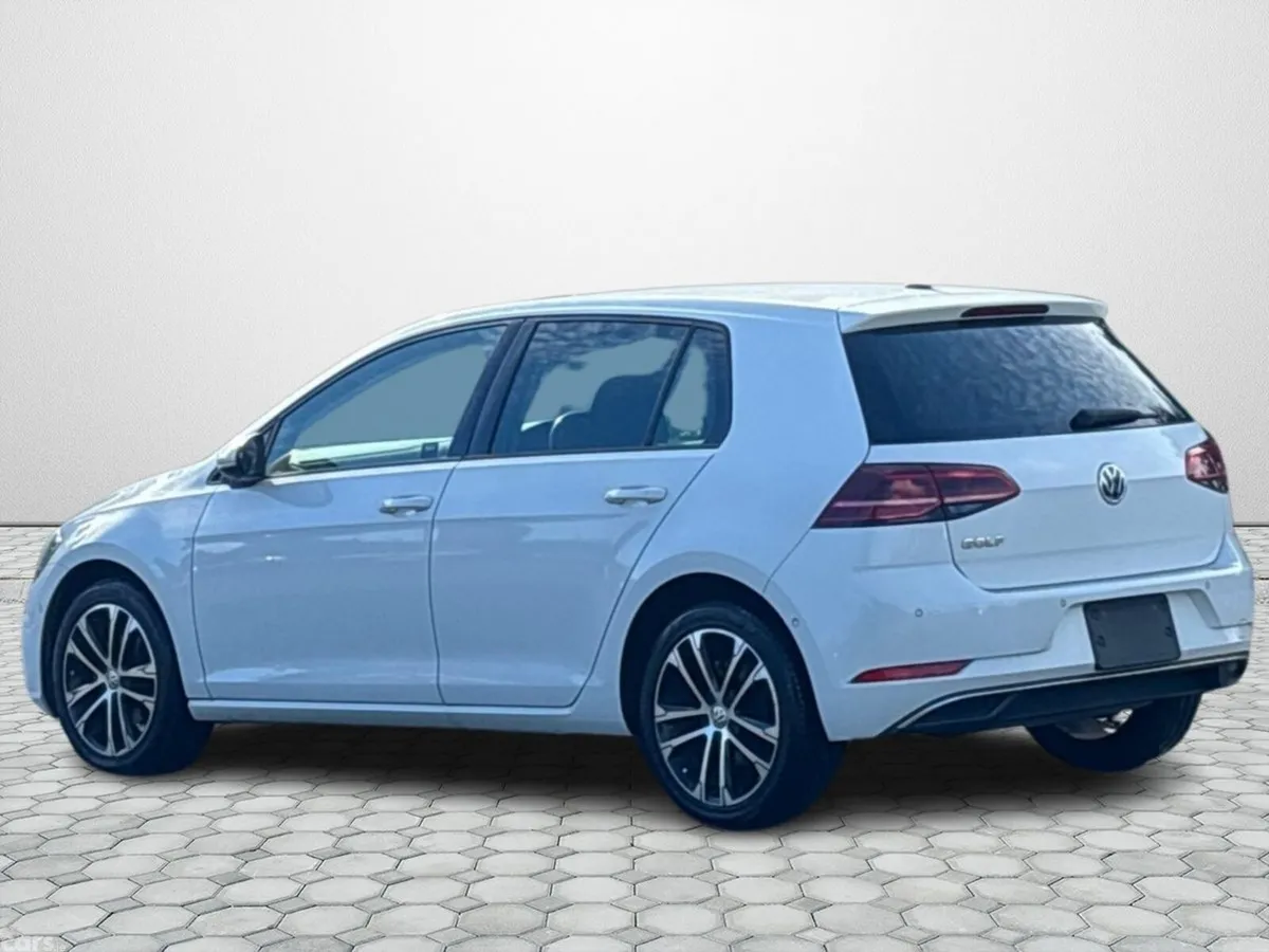 Volkswagen Golf Hatchback, Petrol, 2019, White