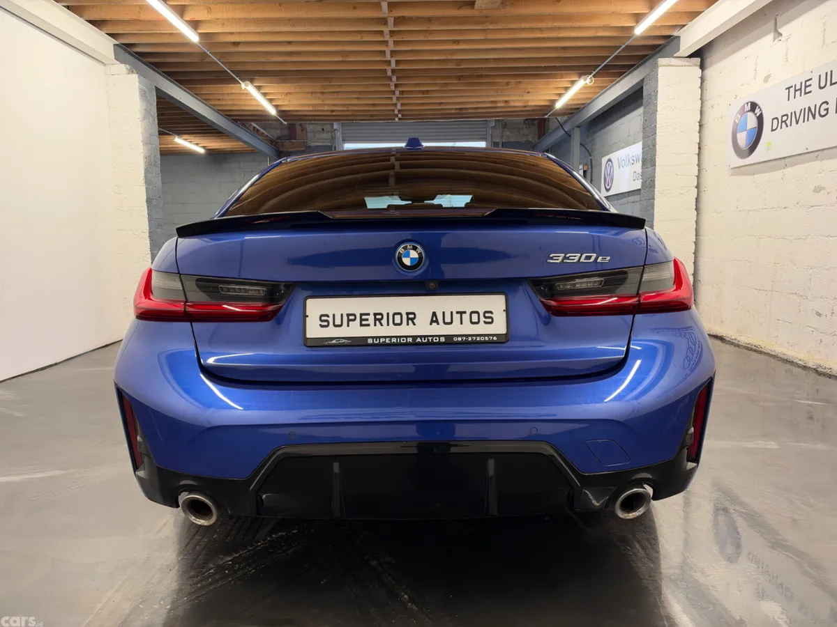 BMW 3-Series Saloon, Petrol Hybrid, 2023, Blue