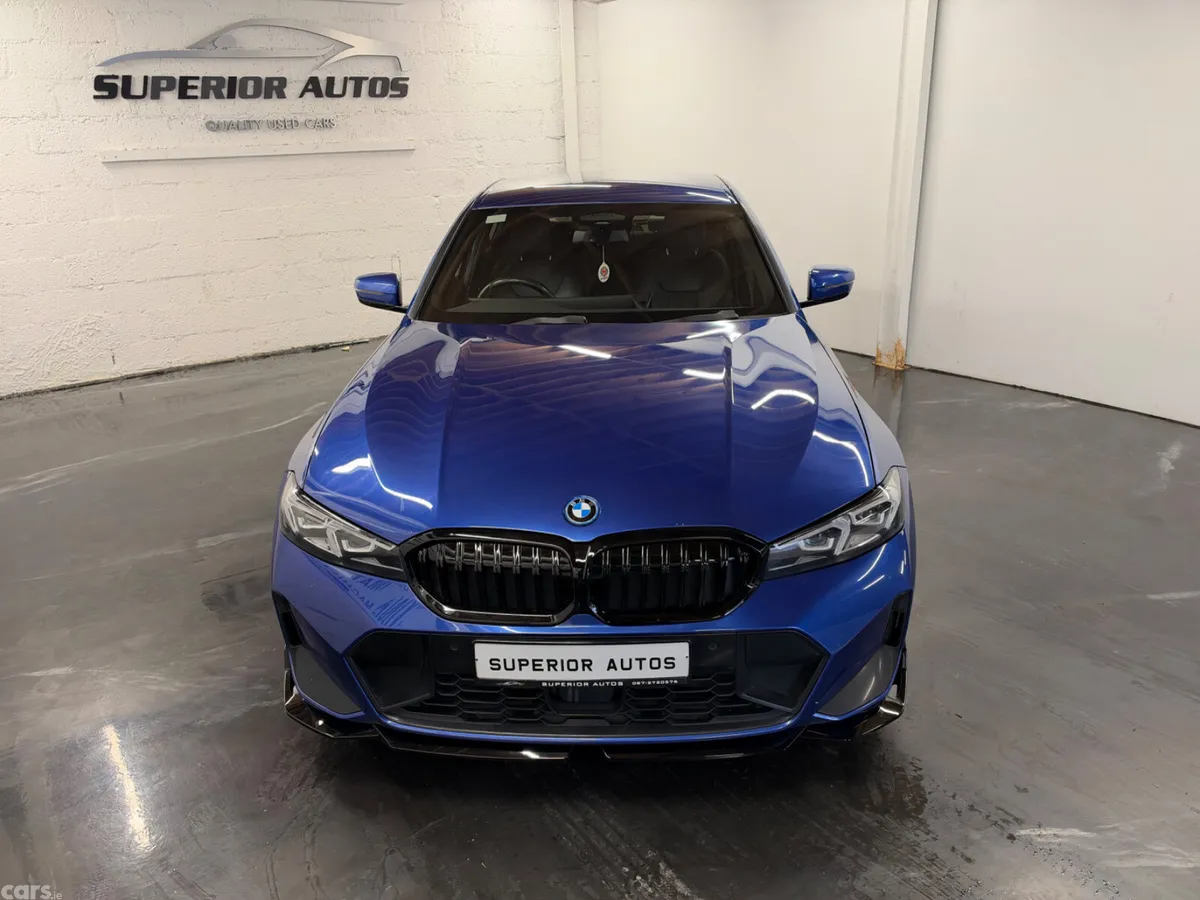 BMW 3-Series Saloon, Petrol Hybrid, 2023, Blue
