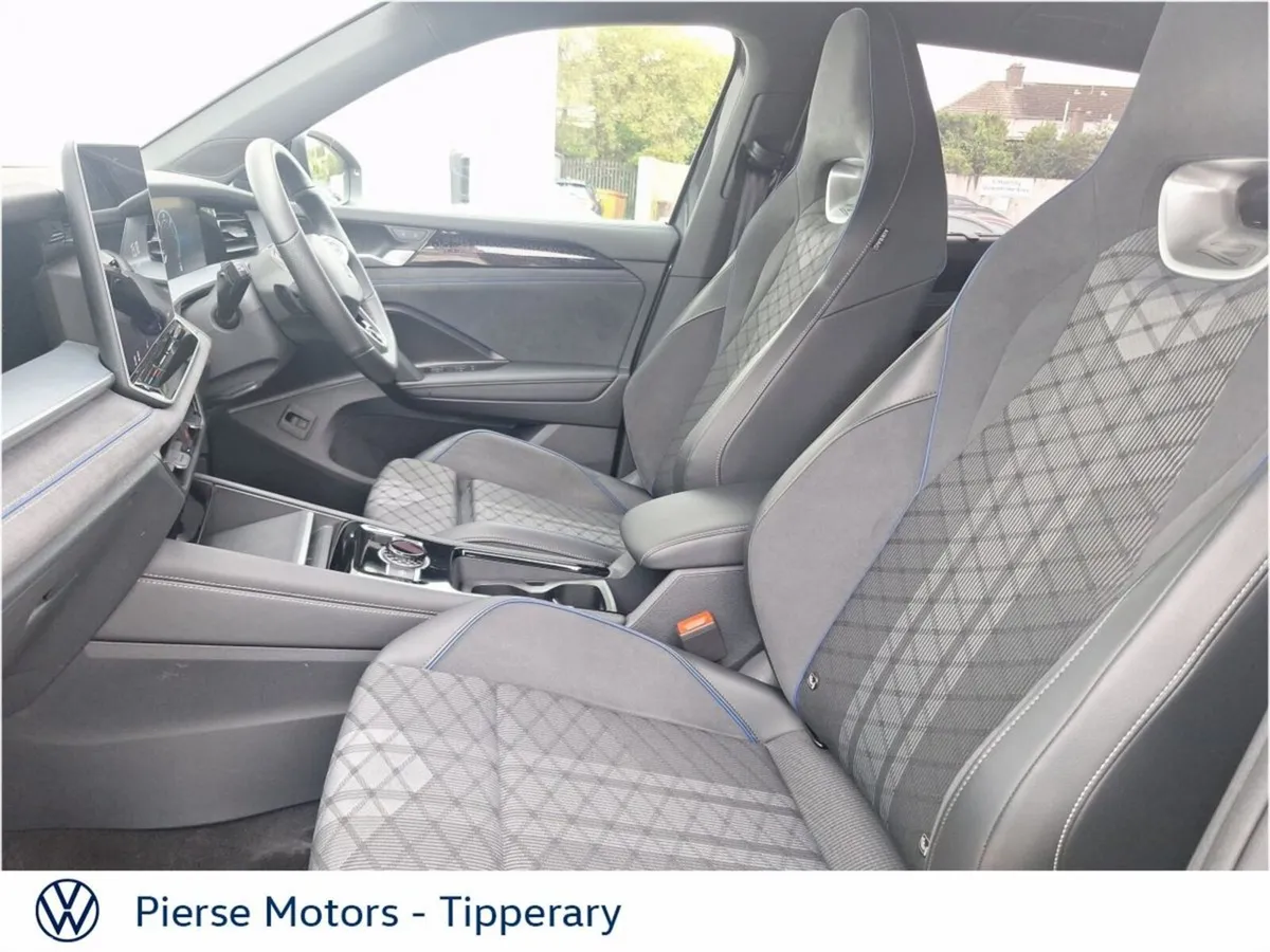 Volkswagen Tayron Estate, Diesel, 2026, Grey