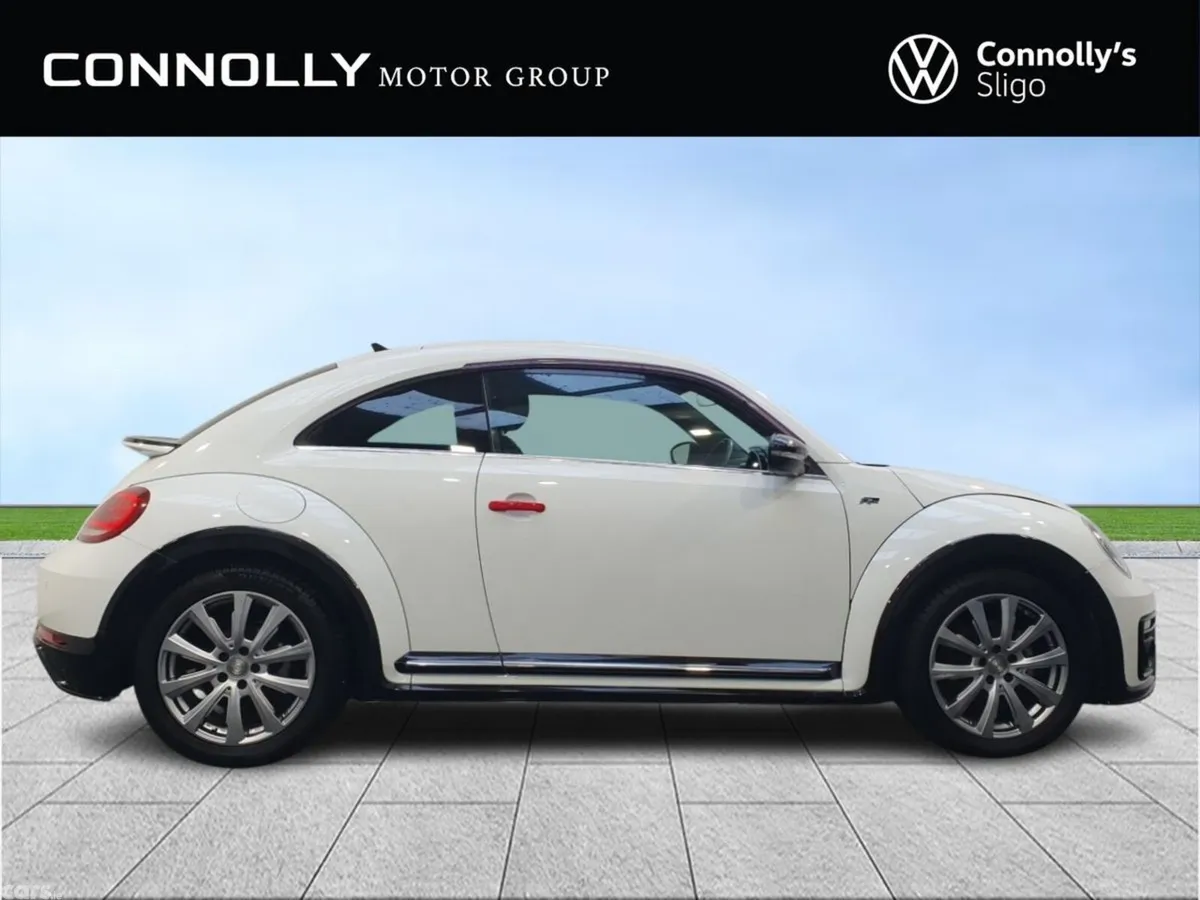 Volkswagen Beetle Hatchback, Petrol, 2019, White