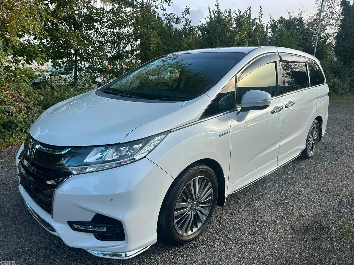 Honda Odyssey MPV, Petrol Hybrid, 2018, White