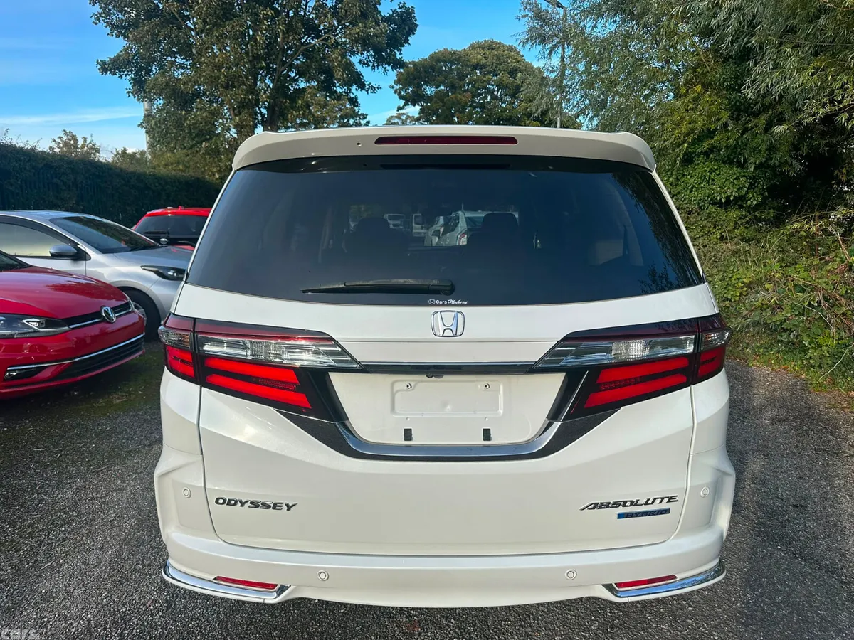 Honda Odyssey MPV, Petrol Hybrid, 2018, White