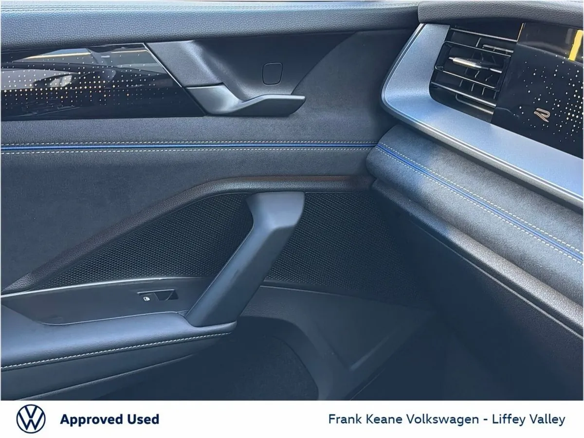 Volkswagen Tayron SUV, Petrol Plug-in Hybrid, 2026, Silver