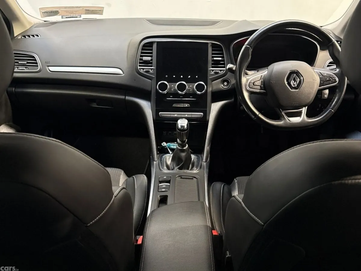 Renault Megane Saloon, Diesel, 2021, Blue