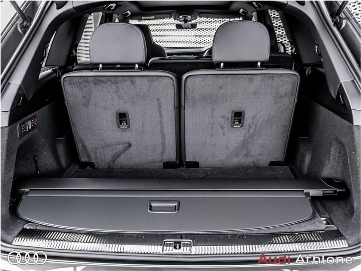 Audi Q7 SUV, Diesel, 2027, Grey