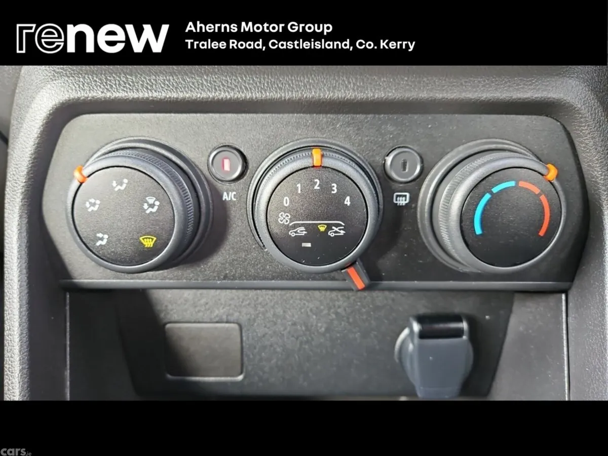 Dacia Sandero Stepway Hatchback, Petrol, 2025, Black