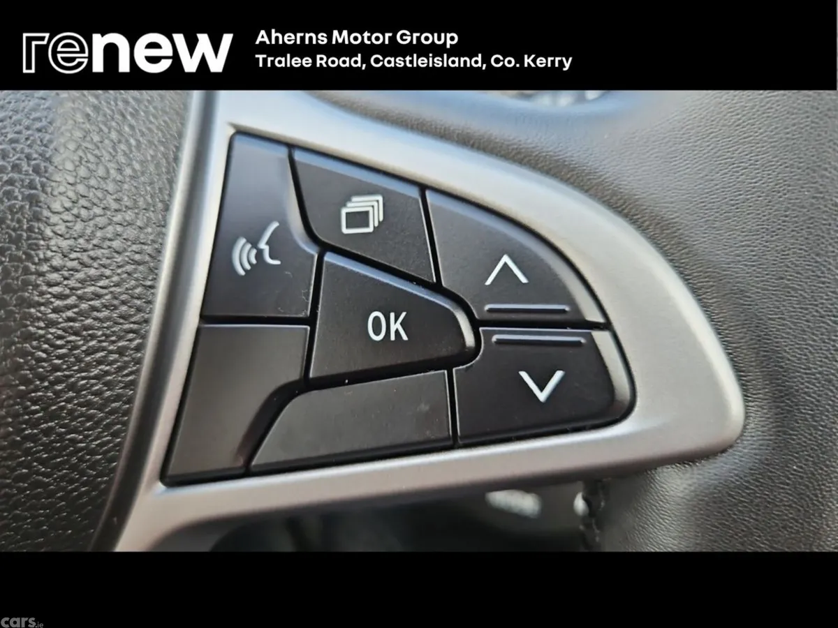 Dacia Sandero Stepway Hatchback, Petrol, 2025, Black