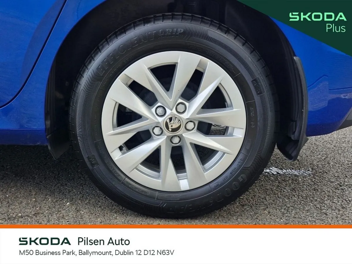 Skoda Fabia Hatchback, Petrol, 2024, Blue