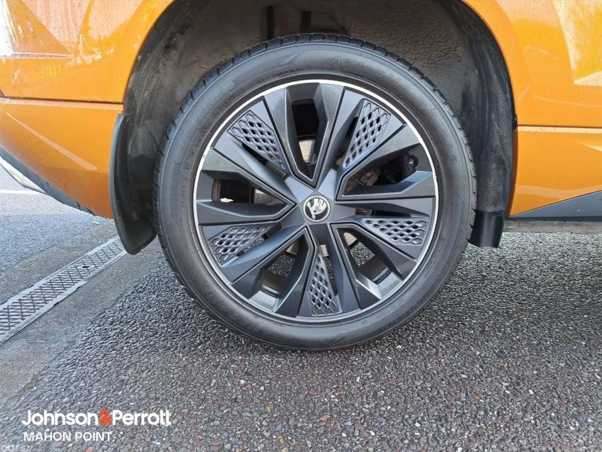 Skoda Karoq Estate, Diesel, 2024, Orange
