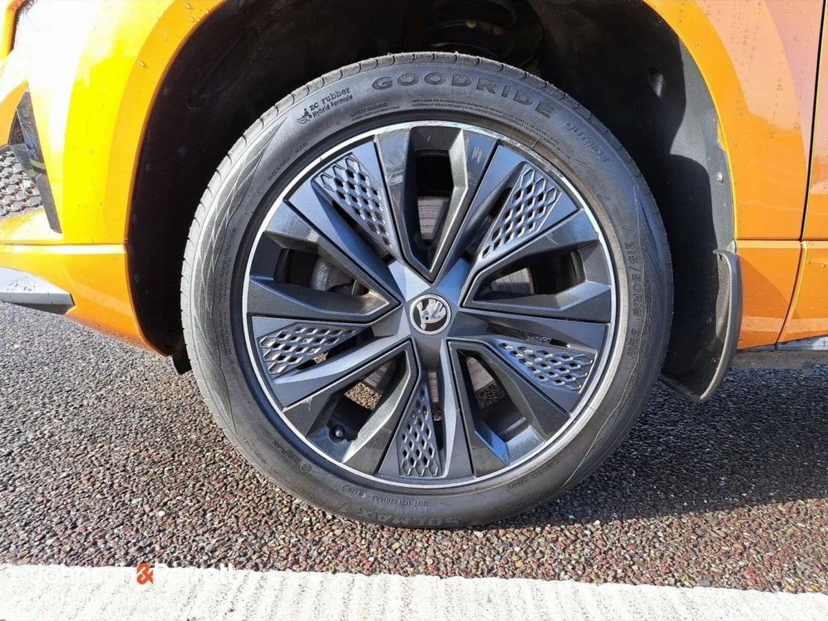 Skoda Karoq Estate, Diesel, 2024, Orange