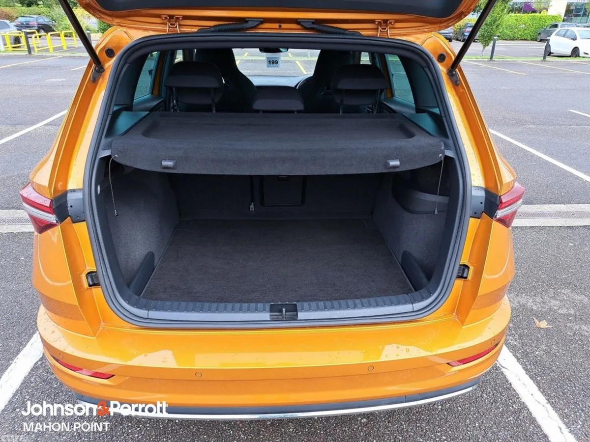 Skoda Karoq Estate, Diesel, 2024, Orange