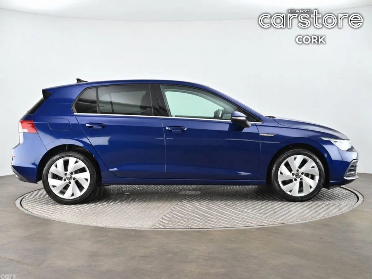 Volkswagen Golf Hatchback, Petrol, 2021, Blue