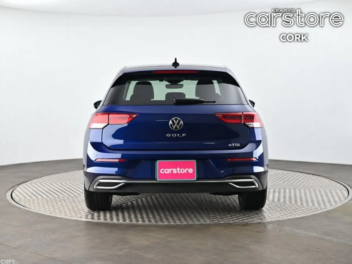 Volkswagen Golf Hatchback, Petrol, 2021, Blue