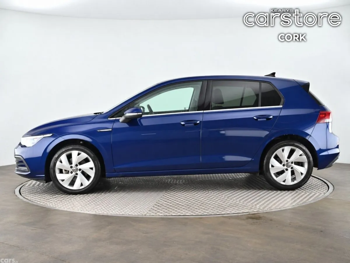 Volkswagen Golf Hatchback, Petrol, 2021, Blue