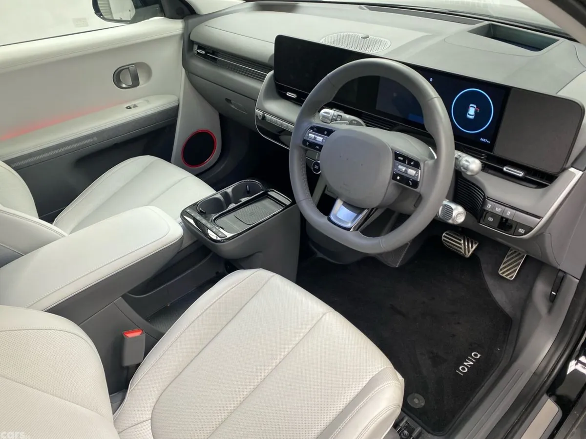 Hyundai IONIQ 5 MPV, Electric, 2026, Black
