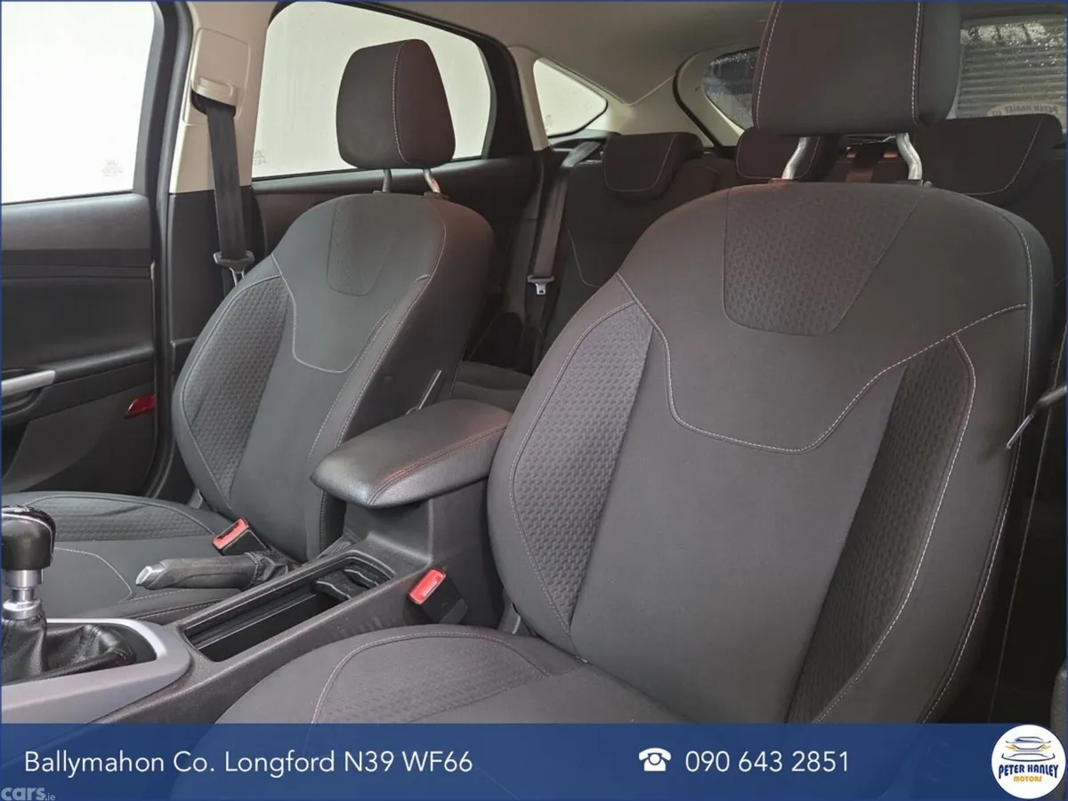 Ford Focus Hatchback, Diesel, 2016, Silver