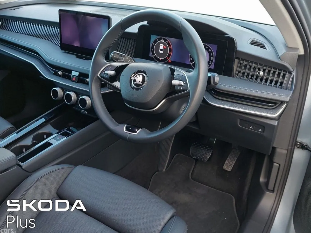 Skoda Superb Saloon, Diesel, 2025, Grey