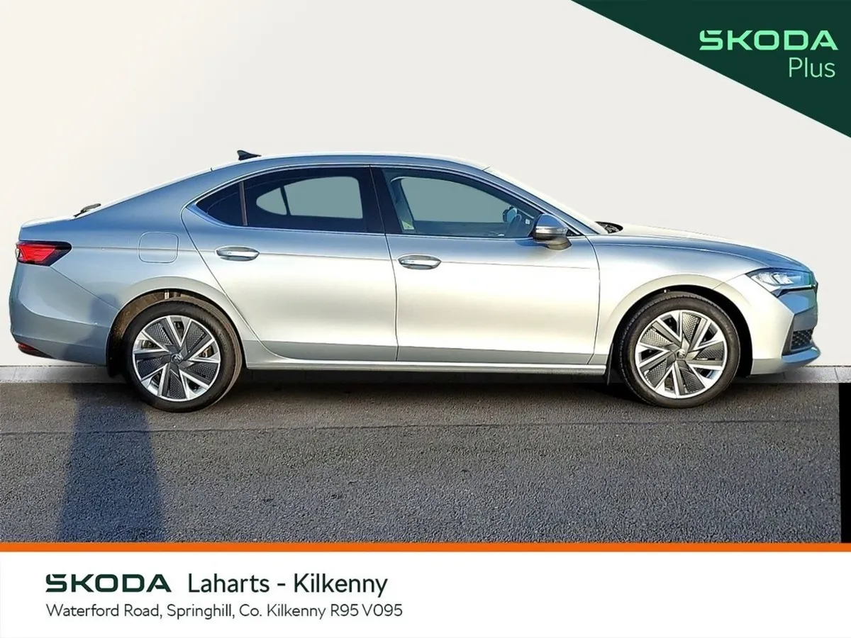 Skoda Superb Saloon, Diesel, 2025, Grey