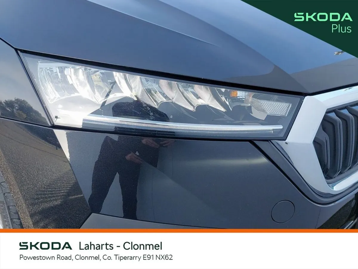 Skoda Octavia Saloon, Diesel, 2023, Black