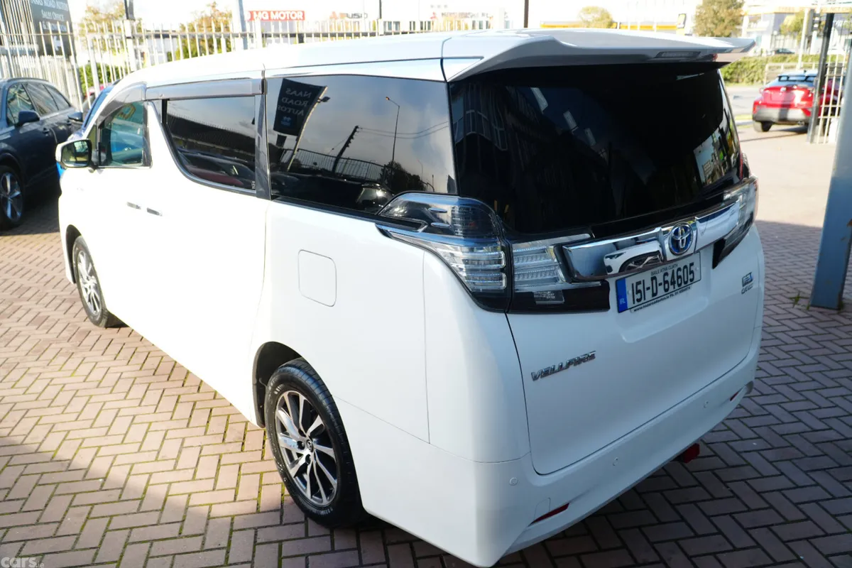 Toyota Alphard Van, Petrol Hybrid, 2015, White