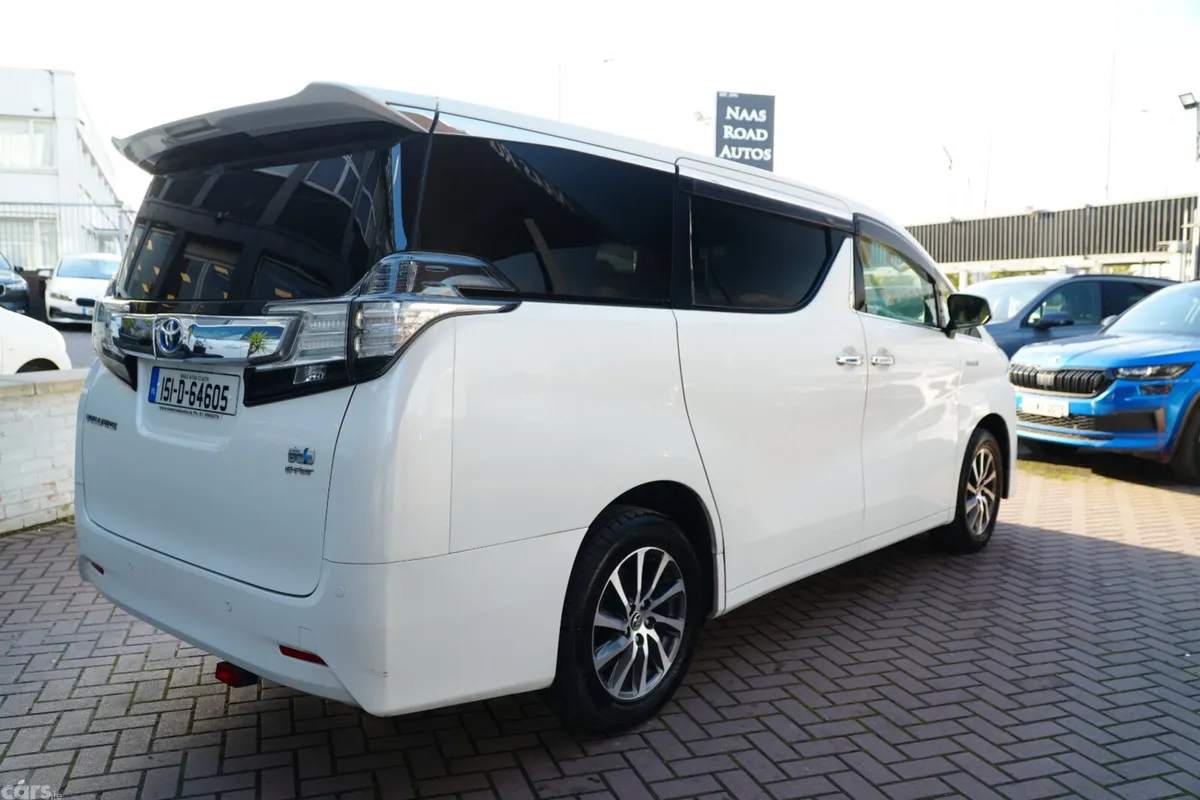Toyota Alphard Van, Petrol Hybrid, 2015, White