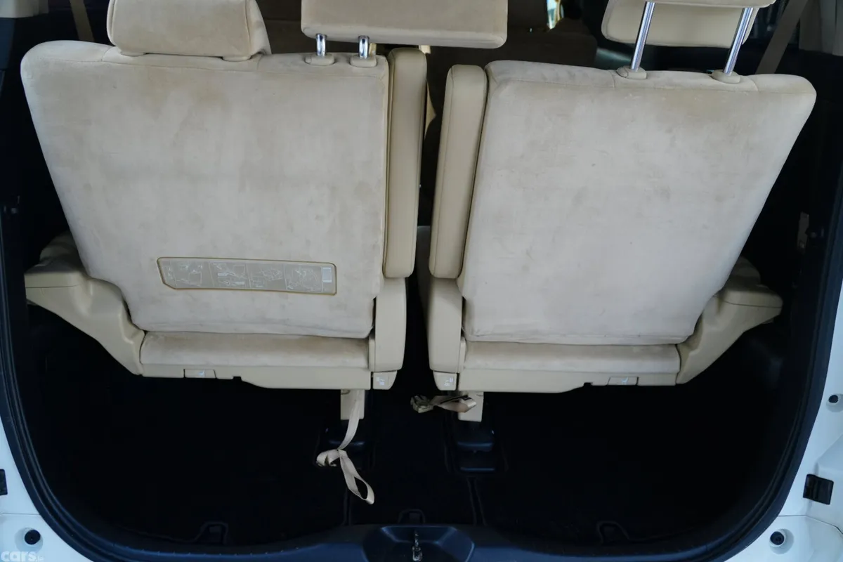 Toyota Alphard Van, Petrol Hybrid, 2015, White