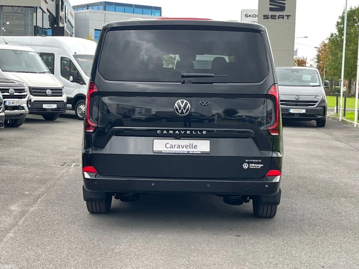 Volkswagen Caravelle MPV, Petrol Plug-in Hybrid, 2026, Black