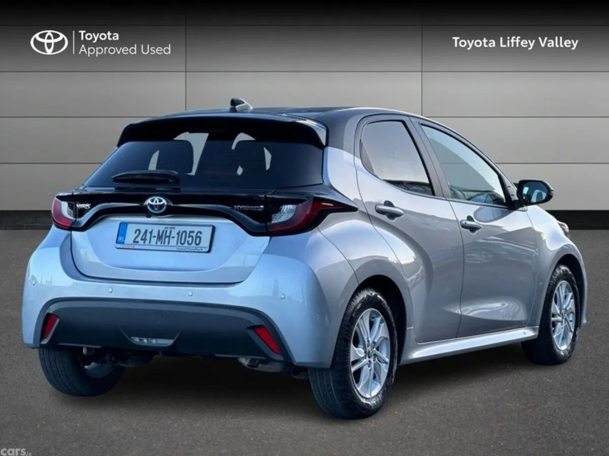 Toyota Yaris Hatchback, Petrol Hybrid, 2024, Grey