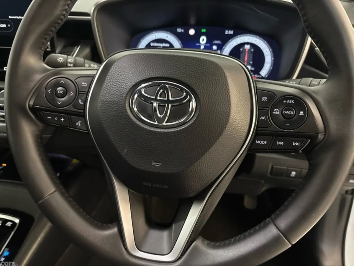 Toyota Corolla Hatchback, Petrol Hybrid, 2026, White
