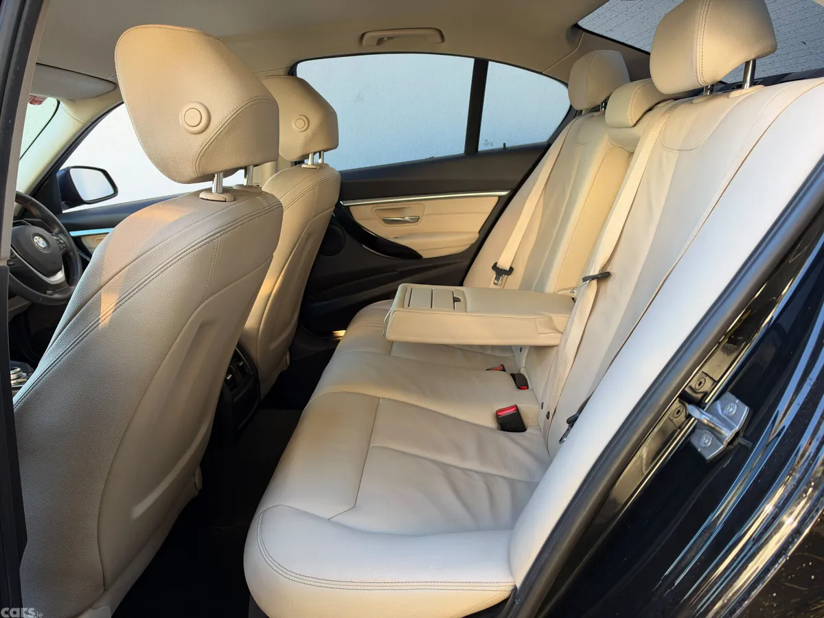 BMW 3-Series Saloon, Diesel, 2016, Black