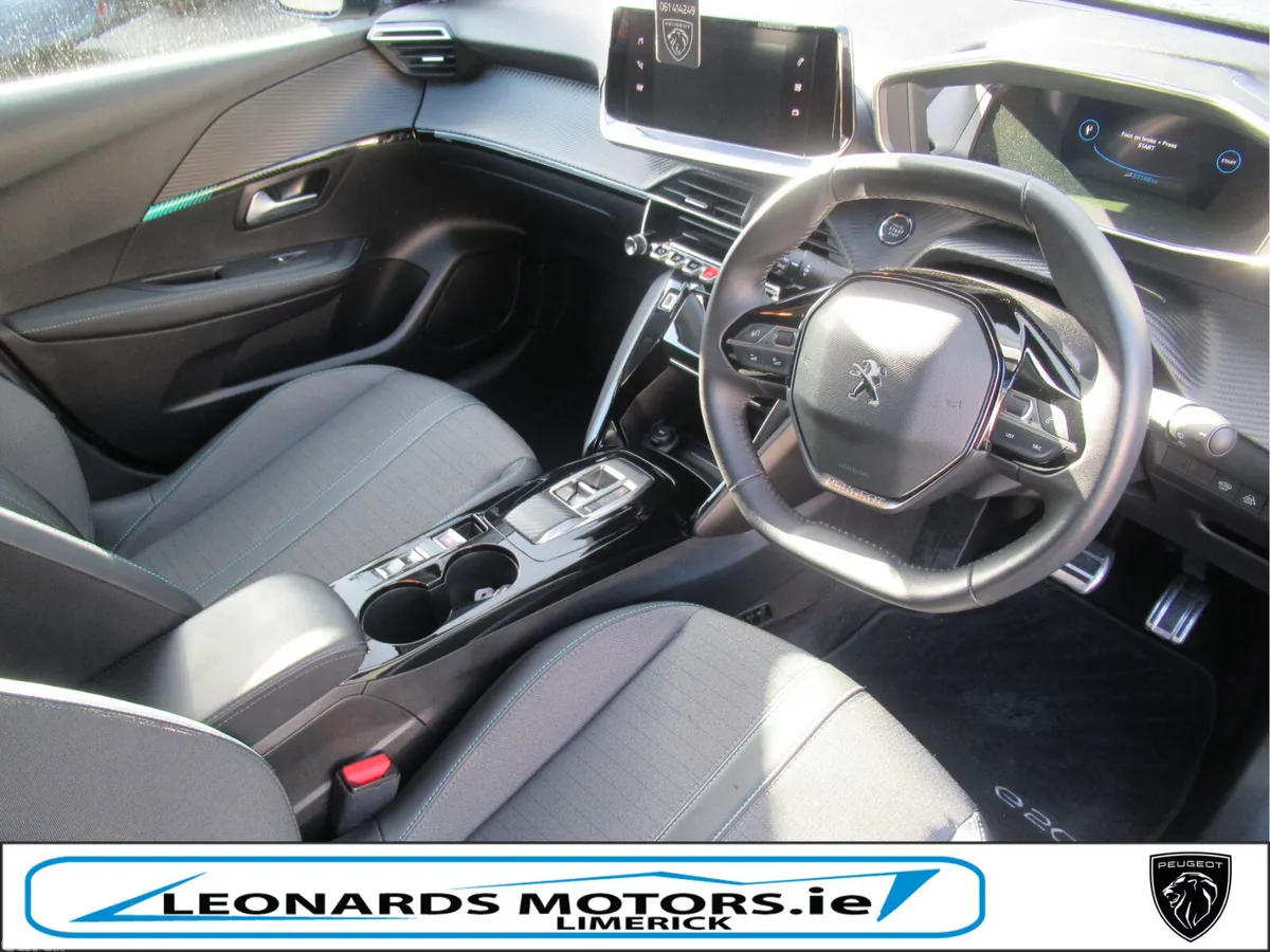 Peugeot 208 Hatchback, Electric, 2023, Black
