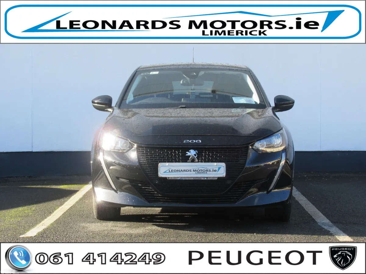 Peugeot 208 Hatchback, Electric, 2023, Black