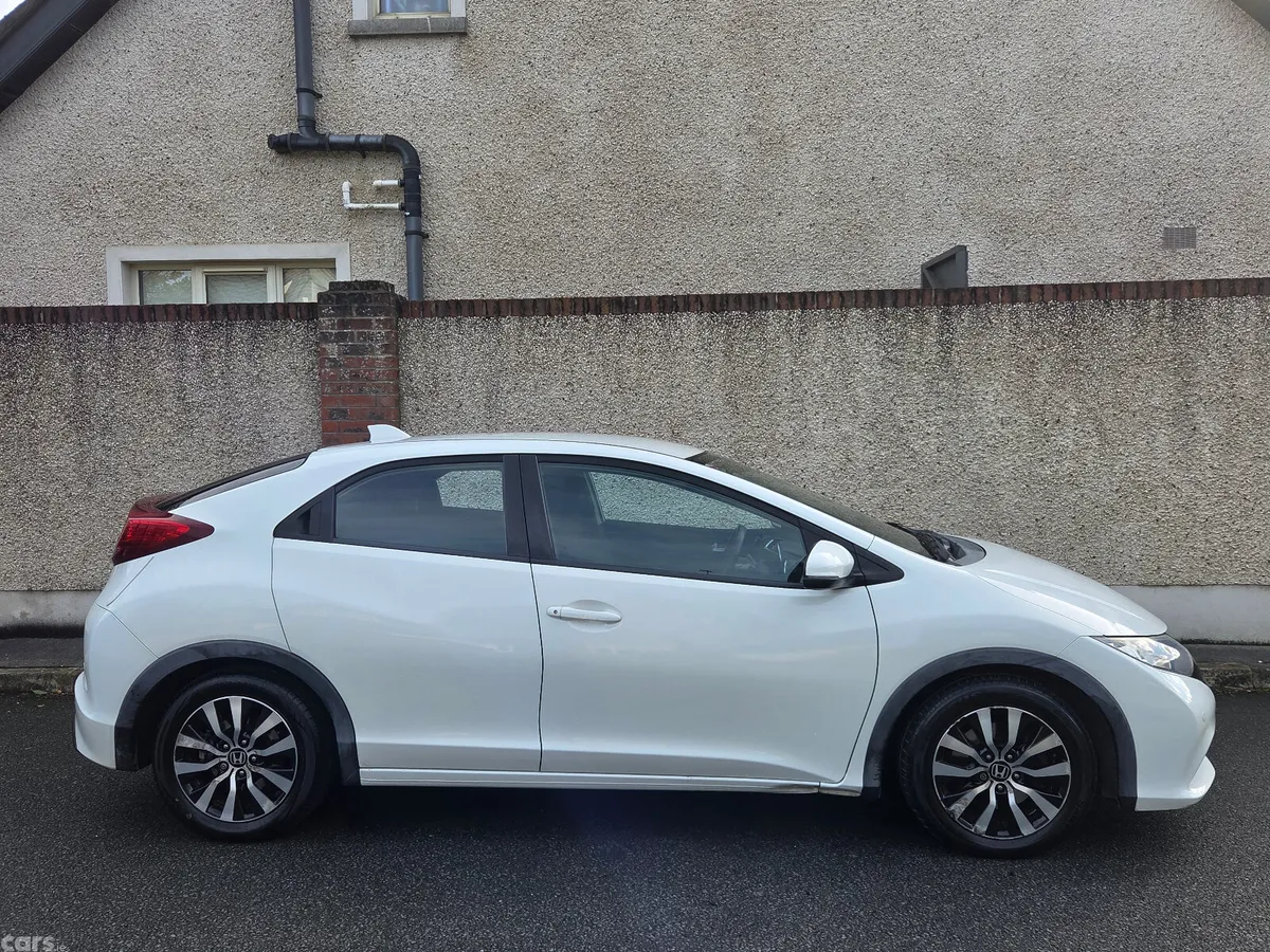 Honda Civic Hatchback, Diesel, 2014, White