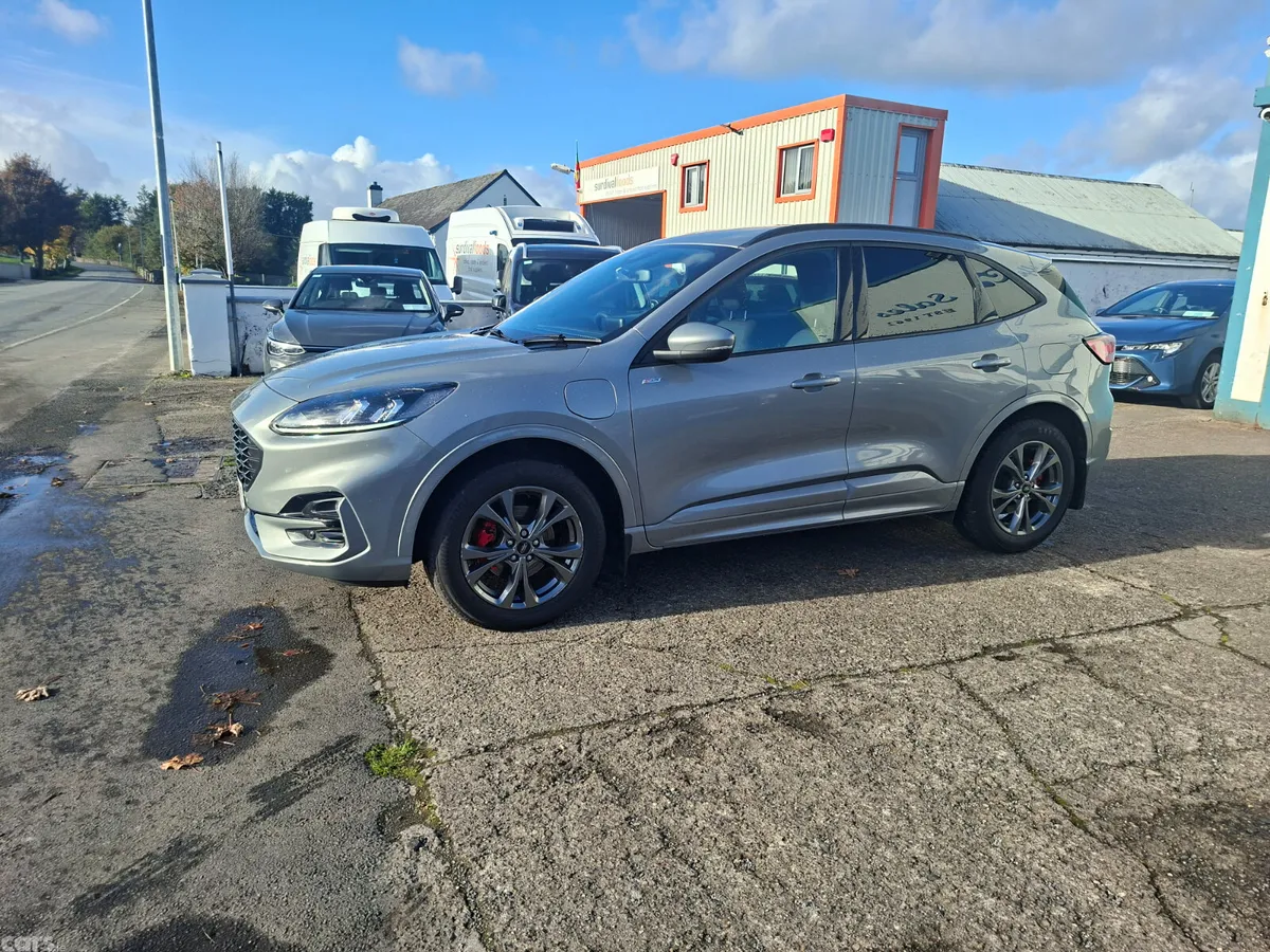 Ford Kuga SUV, Petrol Hybrid, 2023, Grey