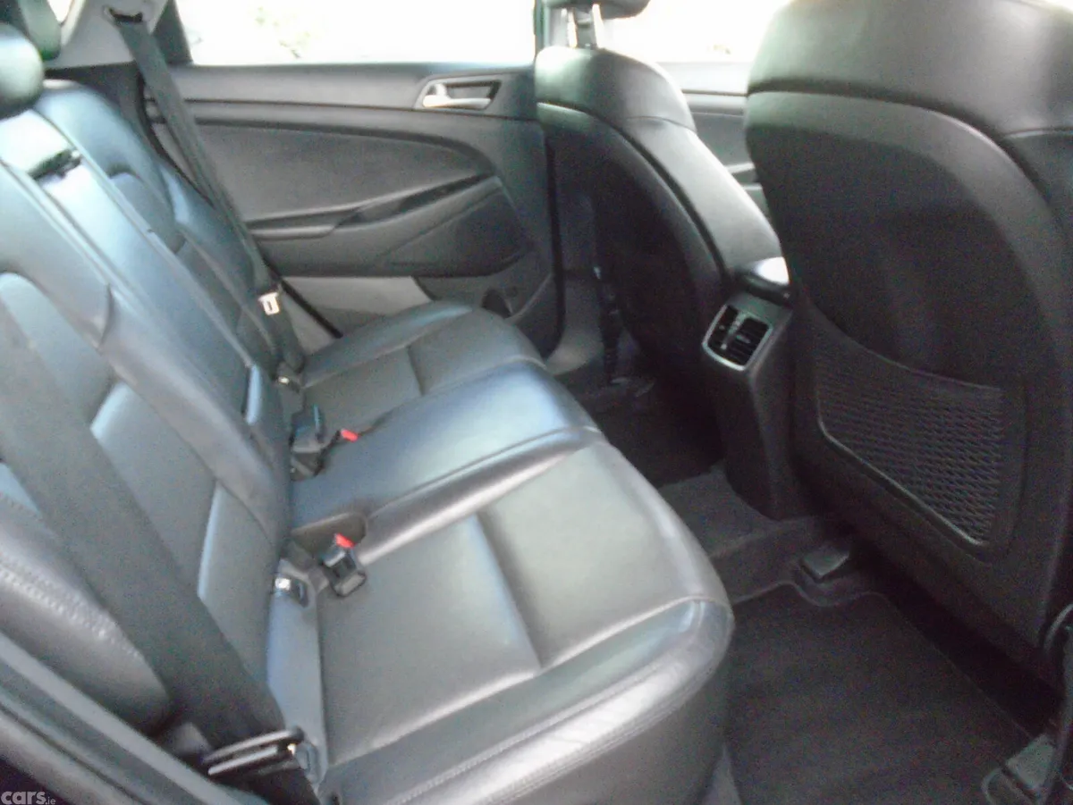 Hyundai Tucson SUV, Diesel, 2016, Black