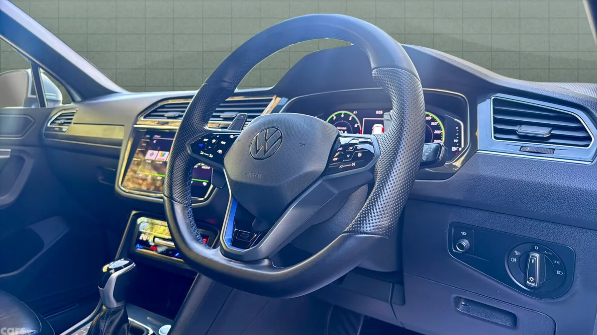 Volkswagen Tiguan SUV, Petrol, 2021, White