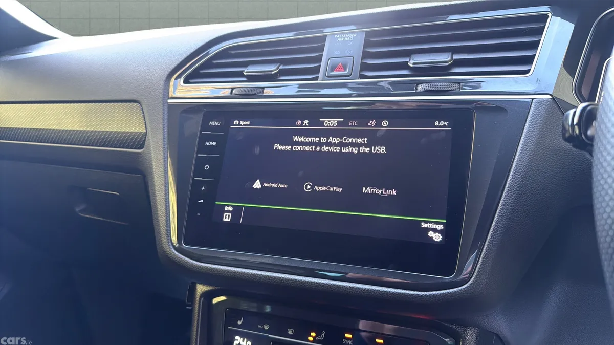 Volkswagen Tiguan SUV, Petrol, 2021, White