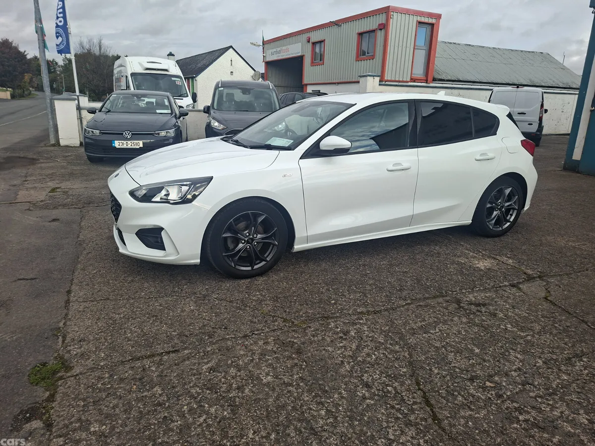Ford Focus Hatchback, Diesel, 2020, White
