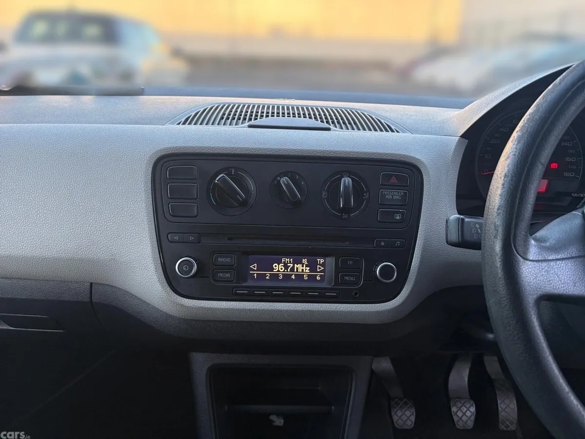 SEAT Mii Hatchback, Petrol, 2014, Silver