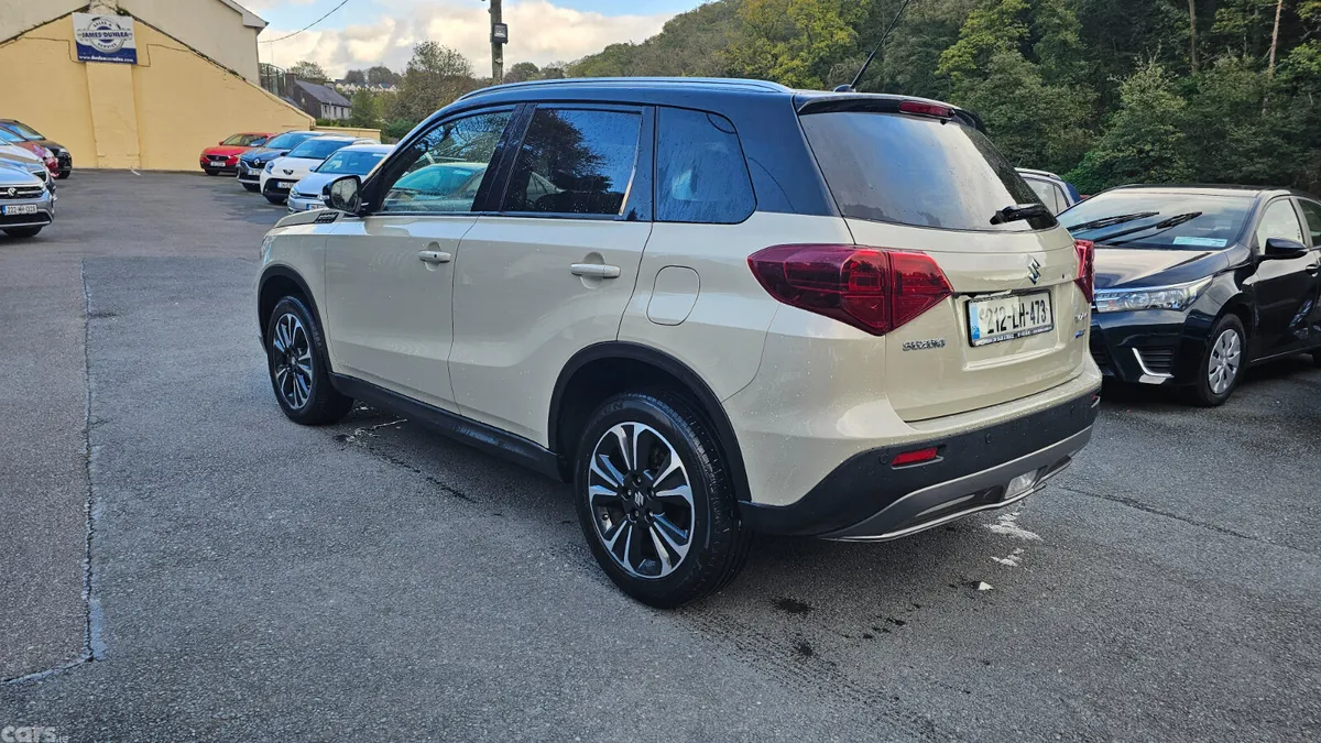 Suzuki Vitara SUV, Petrol, 2021, White