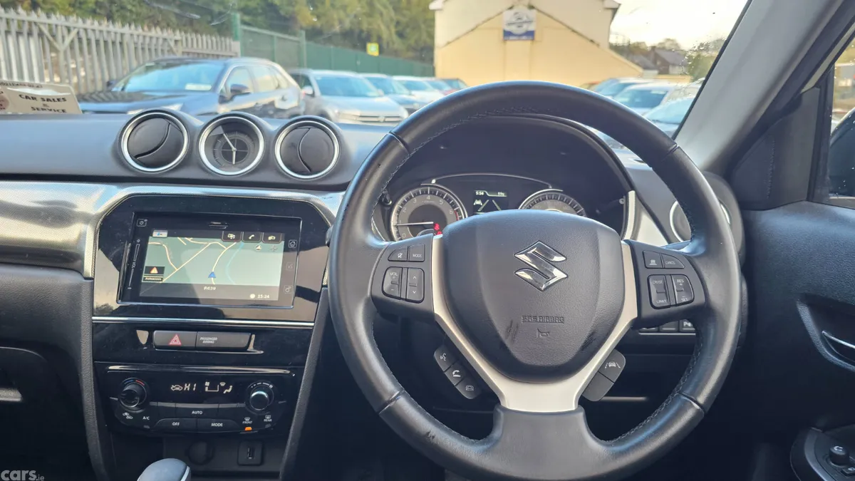 Suzuki Vitara SUV, Petrol, 2021, White