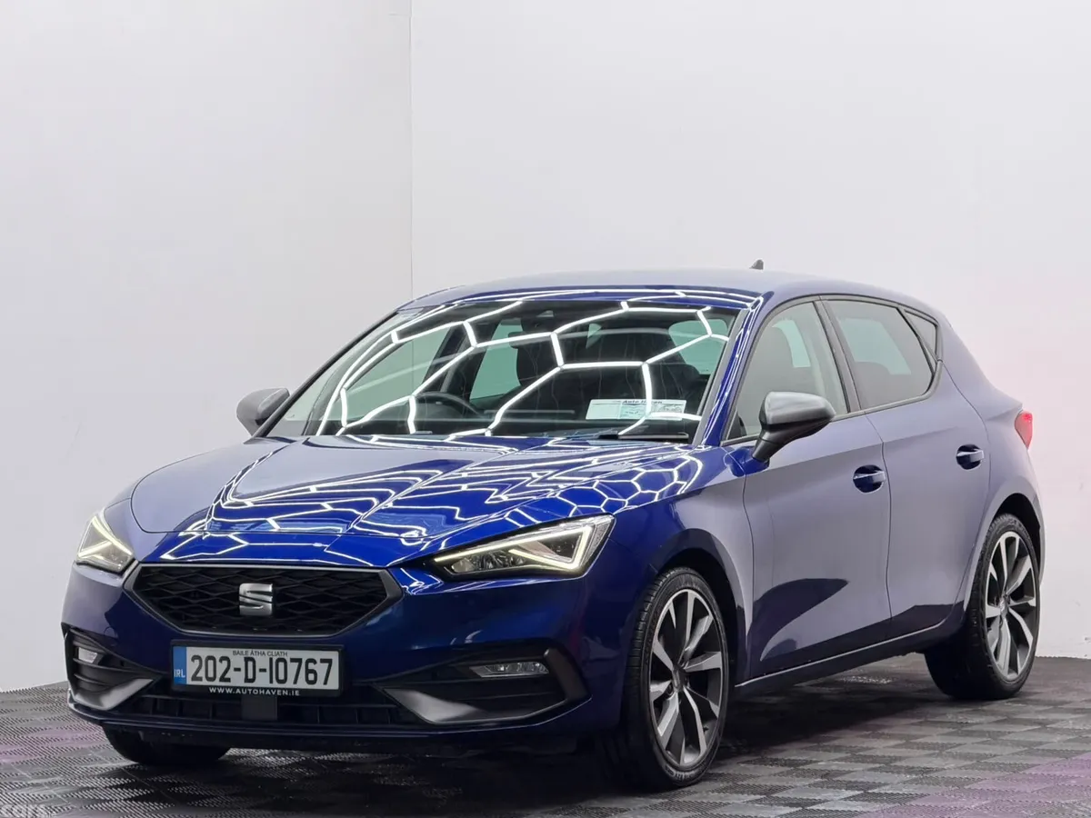 SEAT Leon Estate, Petrol, 2020, Blue