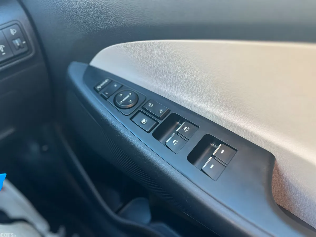Hyundai Tucson SUV, Diesel, 2019, Blue
