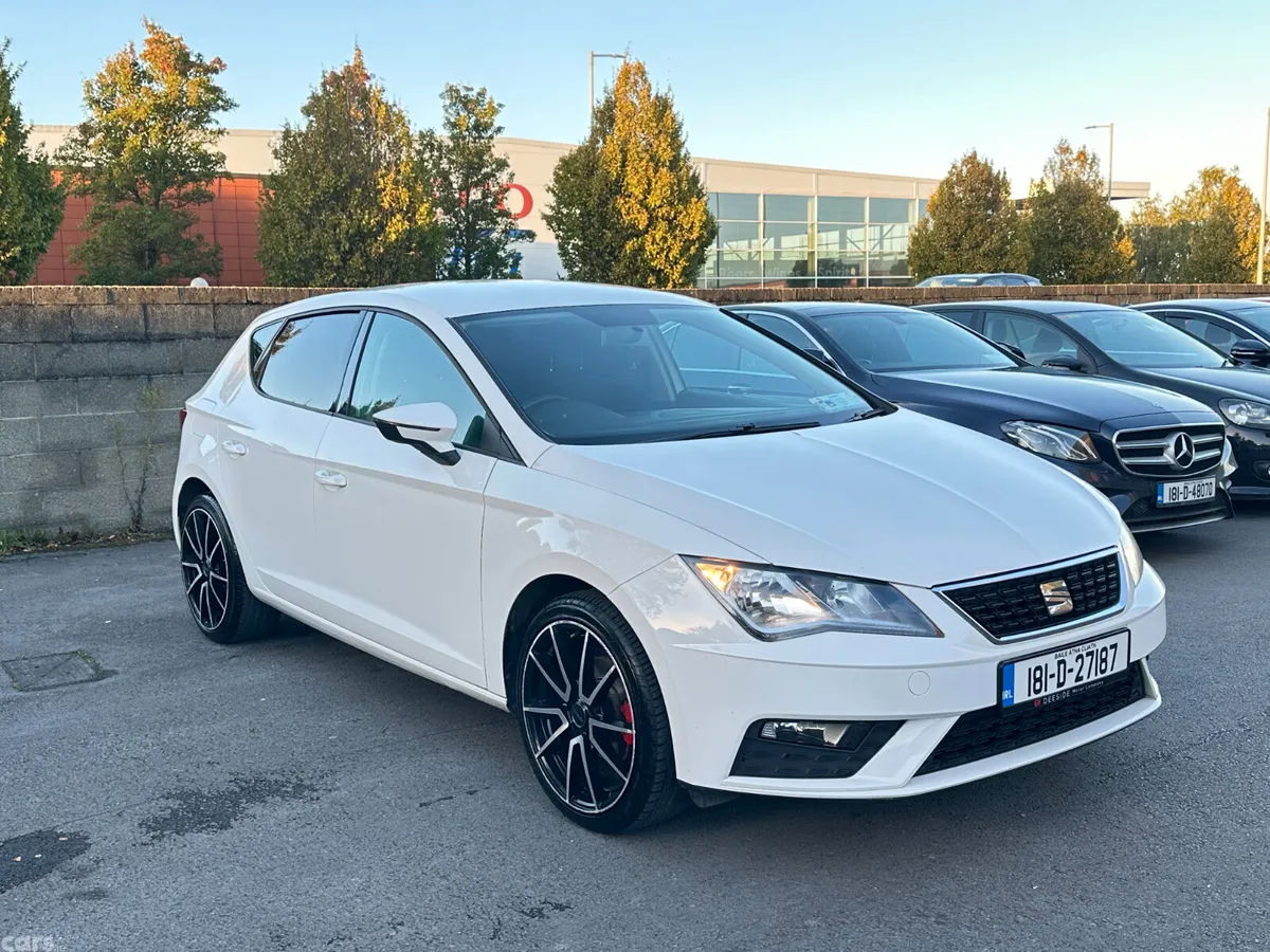 SEAT Leon Hatchback, Petrol, 2018, White
