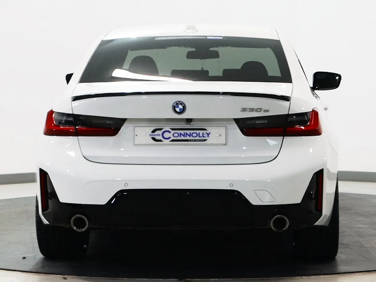 BMW 3-Series Saloon, Petrol Hybrid, 2023, White