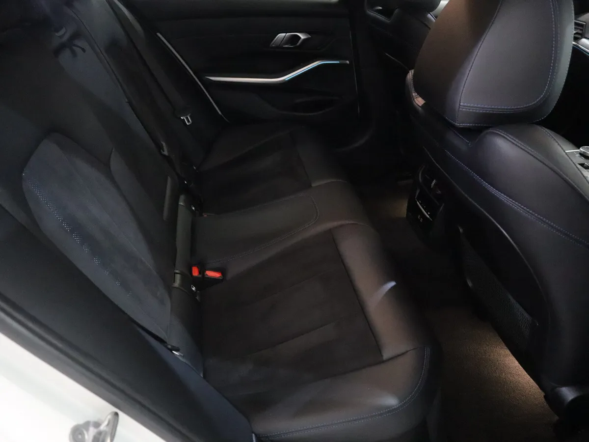 BMW 3-Series Saloon, Petrol Hybrid, 2023, White