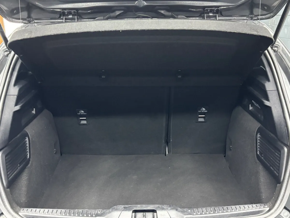 Ford Focus Hatchback, Diesel, 2023, Grey