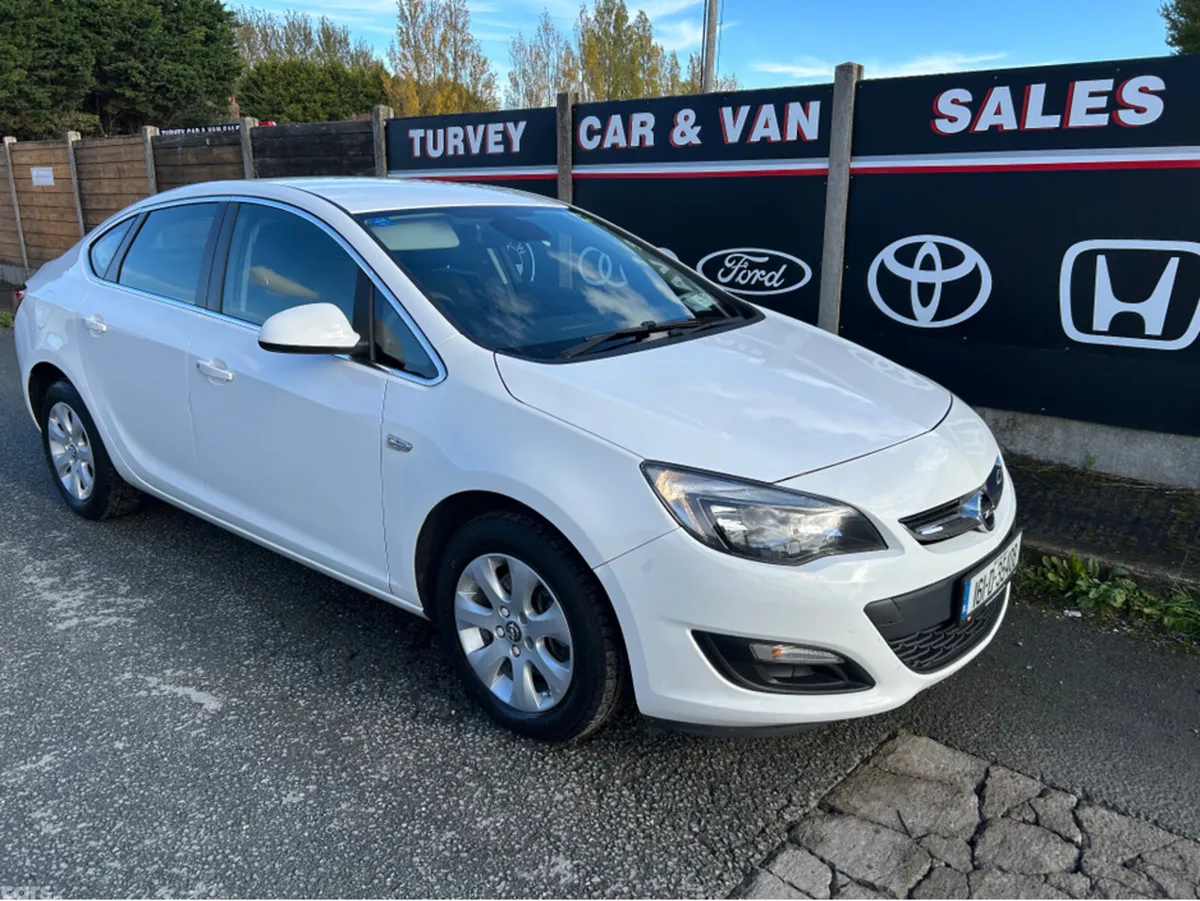 Opel Astra Saloon, Diesel, 2016, White