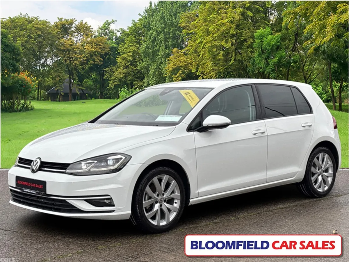 Volkswagen Golf Hatchback, Petrol, 2017, White
